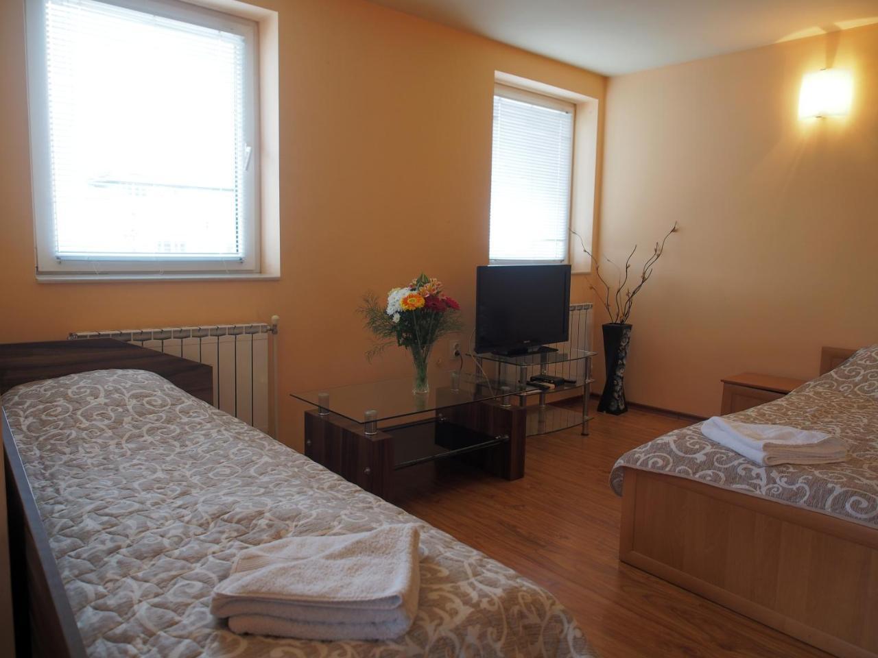 וראצה Hotel Maria מראה חיצוני תמונה