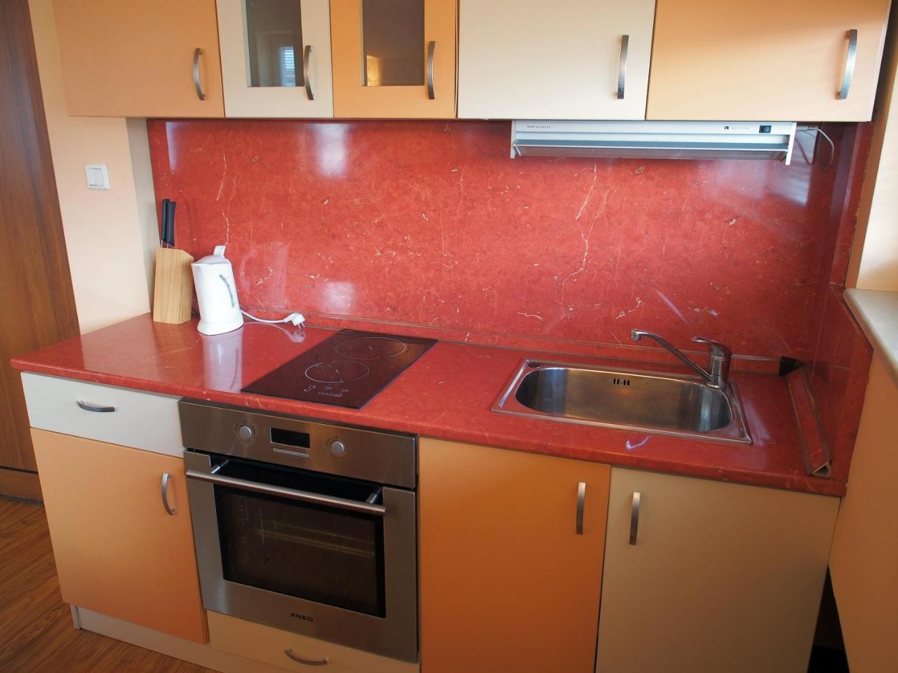 וראצה Hotel Maria מראה חיצוני תמונה